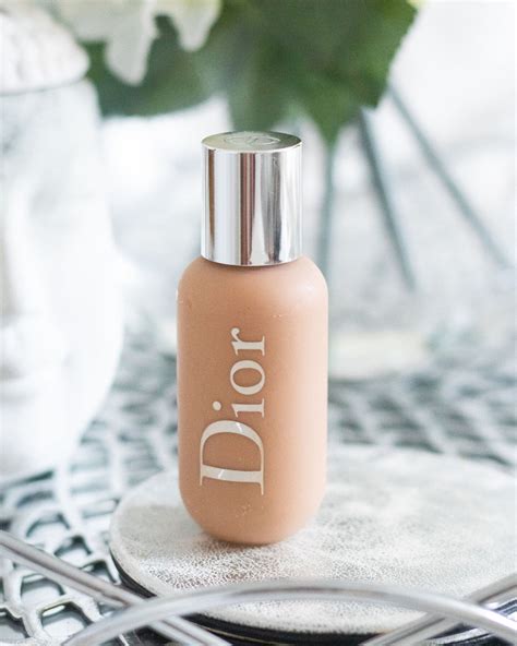 packaging dior backstagefondotinta|dior body foundation reviews.